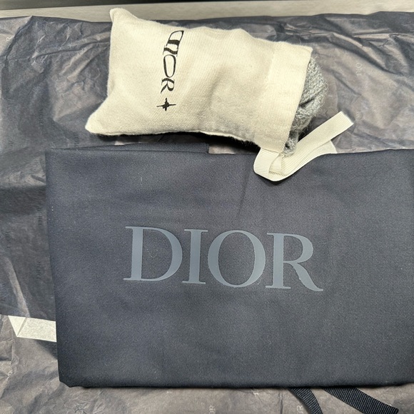 DIOR - Picture 8 of 9